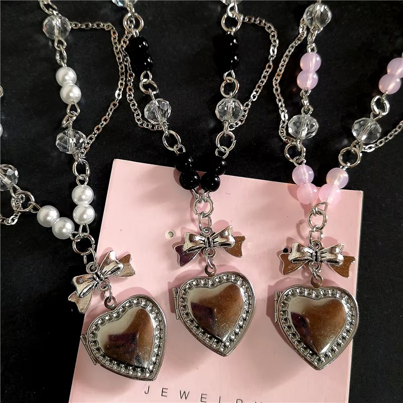 Heart Locket Necklace Photo - 女性用ステンレススチールハートロケットペンダント,シルバーカラー,オープンフォトフレームネックレス,美的チャーム,トレンディなジュエリー,ゴスy2k