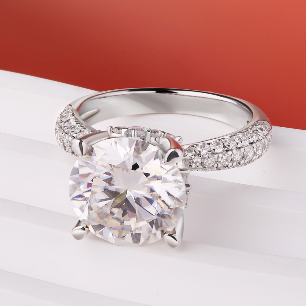 BXINY D カラー 5CT モアッサナイトリング S92 - Moissanite Engagement Ring 1 Carat のレビューと価格