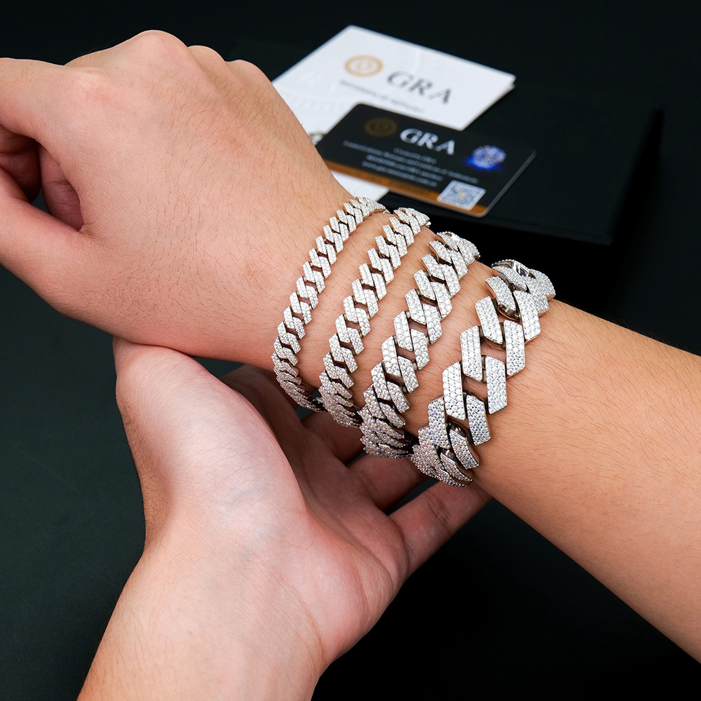 GRA認定 Dカラー VVS1 モアサナイト キューバンリン - Cuban Link Chain 12Mm のレビューと価格