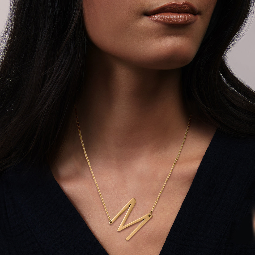 名前でパーソナライズされたペンダント付きの初期ネックレス,ス - Initial Letter Necklace 18K Gold のレビューと価格