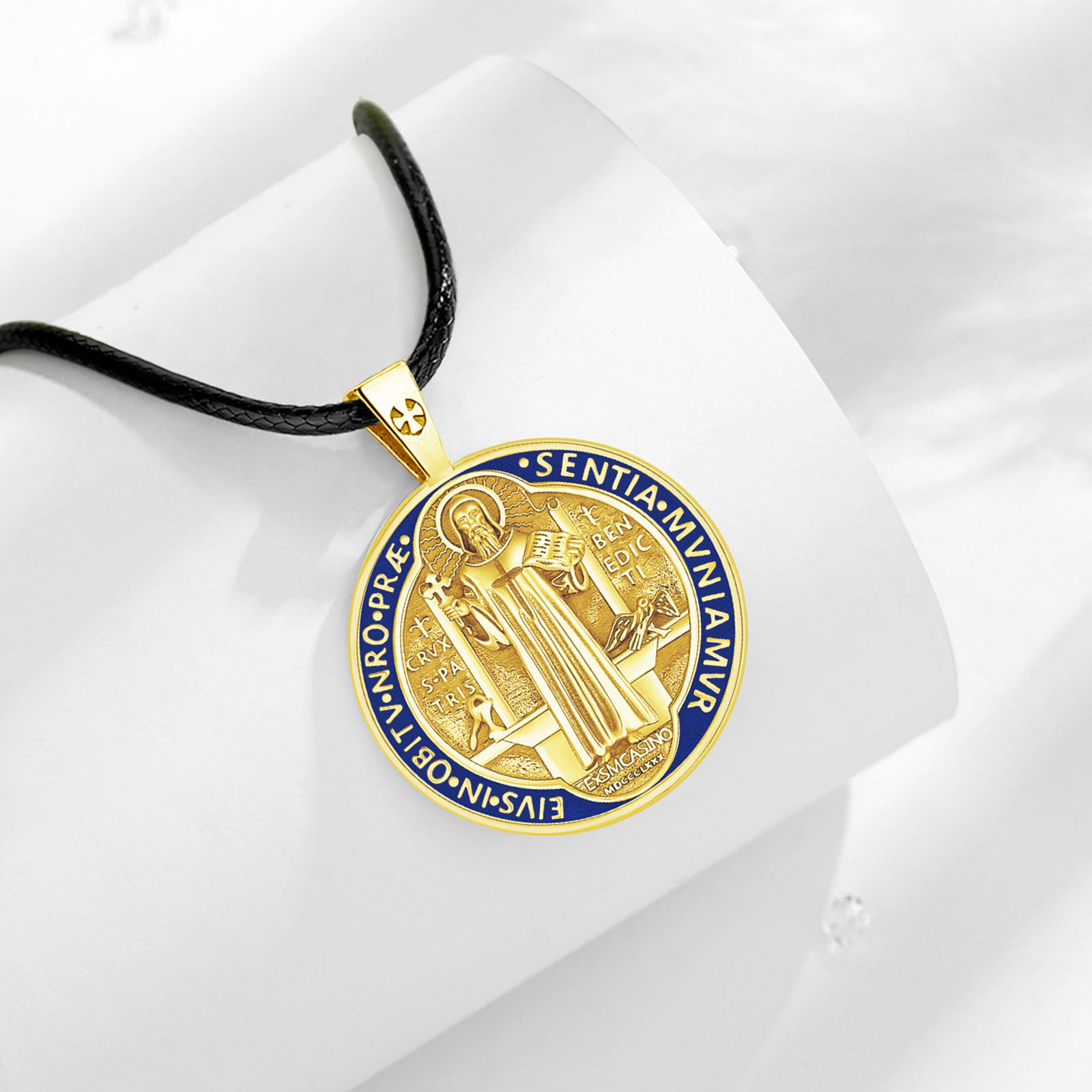 Eudora 925 スターリングシルバー聖ベネディクトネッ - Cross Pendant Necklace Gold のレビューと価格