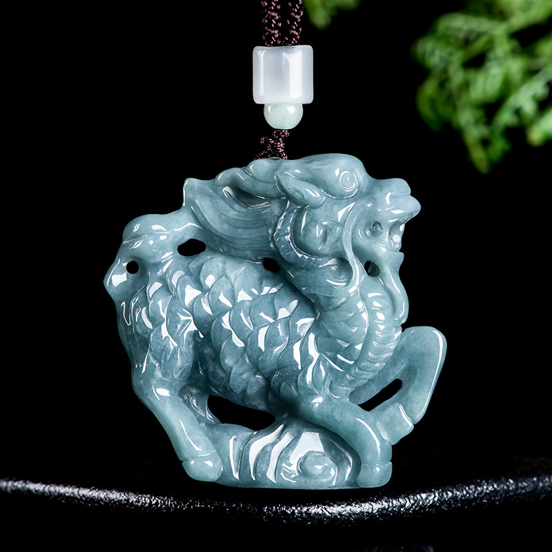 ビルマ翡翠麒麟ペンダントネックレス彫刻アミュレットビルマ翡翠 - Necklaces のレビューと価格