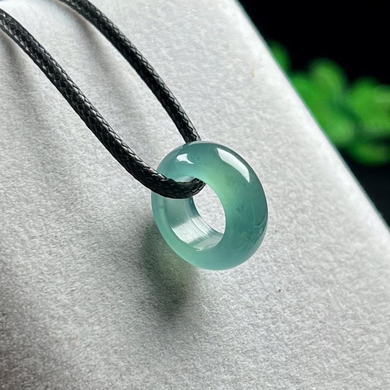 天然エメラルドブルーウォーターラッキービーズリングペンダント - Rings のレビューと価格