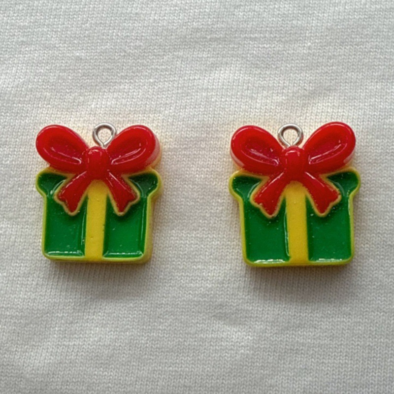 10 個クリスマス漫画シリーズ樹脂ペンダント DIY ジュエ - Earrings のレビューと価格